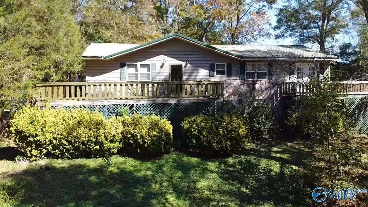 5.9 Acres of Residential Land with Home for Sale in Pisgah, Alabama