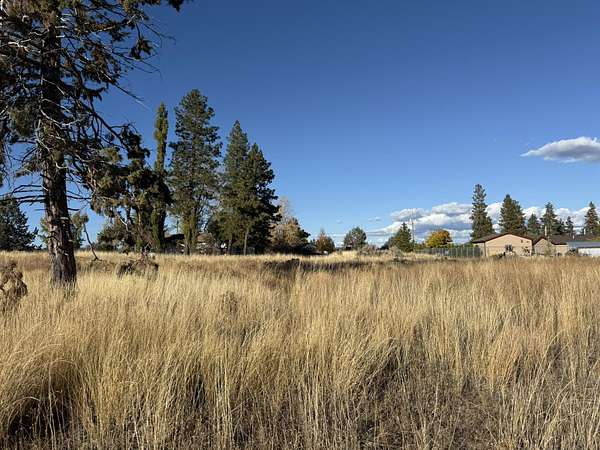 0.38 Acres of Residential Land for Sale in Chiloquin, Oregon