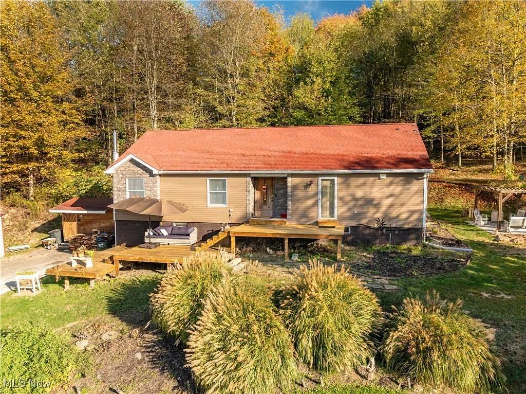 5 Acres of Residential Land with Home for Sale in East Sparta, Ohio