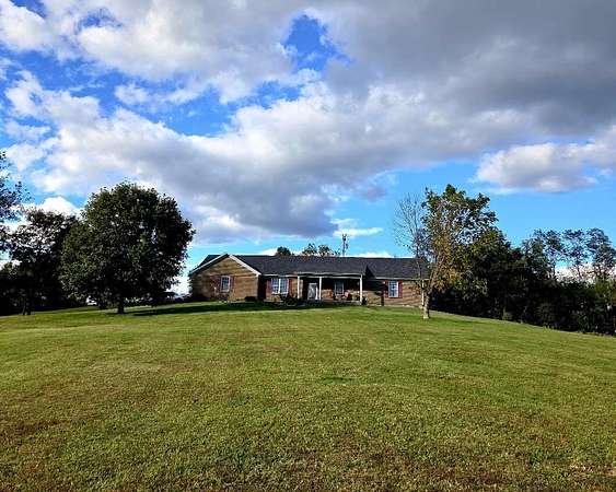 9.79 Acres of Residential Land with Home for Sale in Lawrenceburg, Kentucky