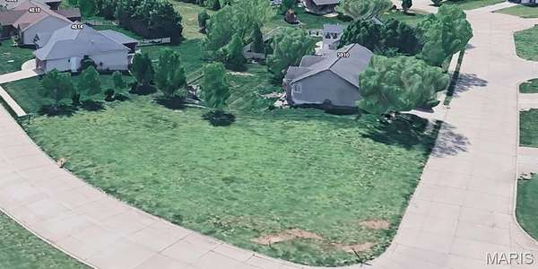 0.41 Acres of Residential Land for Sale in Waterloo, Illinois