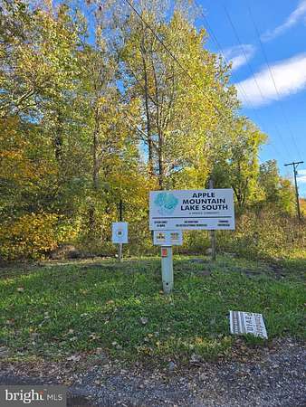 3 Acres of Residential Land for Sale in Linden, Virginia