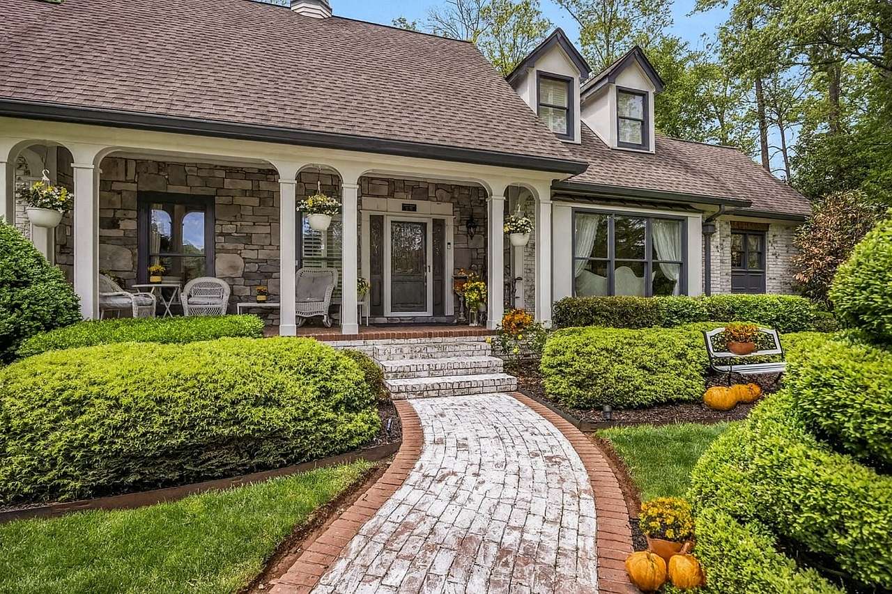 8.24 Acres of Residential Land with Home for Sale in Cleveland, Tennessee