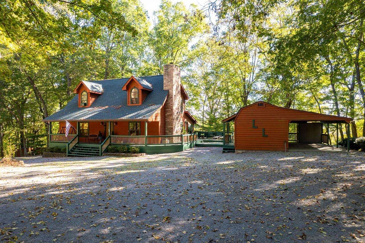 9.58 Acres of Residential Land with Home for Sale in Scottsville, Kentucky