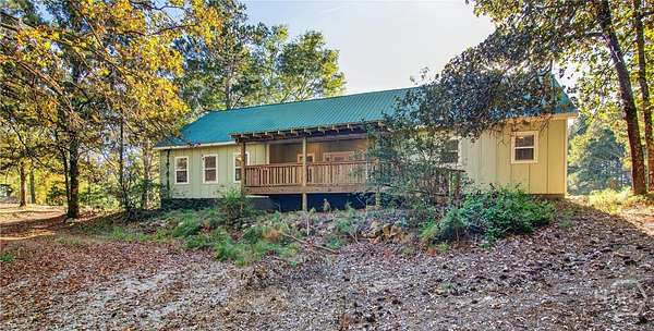 5.69 Acres of Land with Home for Sale in Colbert, Georgia