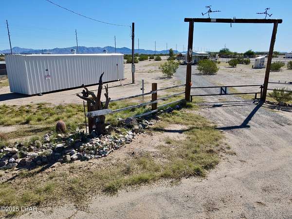 2.52 Acres of Residential Land with Home for Sale in Bouse, Arizona