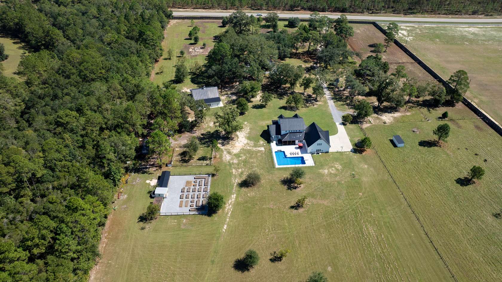 20.9 Acres of Land with Home for Sale in Ponce de Leon, Florida