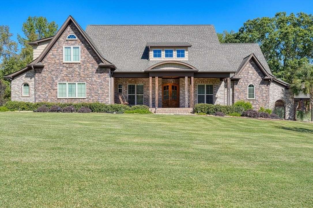 5.13 Acres of Residential Land with Home for Sale in Wellford, South Carolina