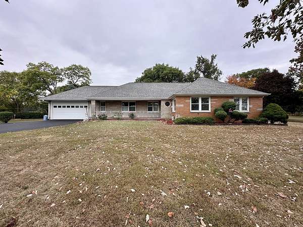 2.16 Acres of Residential Land with Home for Sale in Lyndon, Illinois