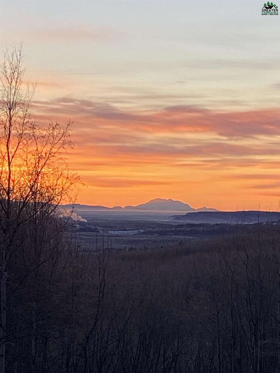 1.14 Acres of Residential Land for Sale in Fairbanks, Alaska