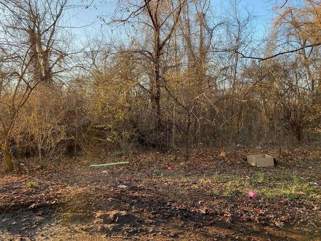 2.1 Acres of Residential Land for Sale in Joplin, Missouri