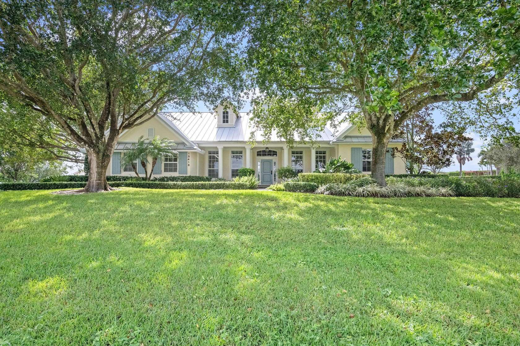 5 Acres of Land with Home for Lease in Wellington, Florida