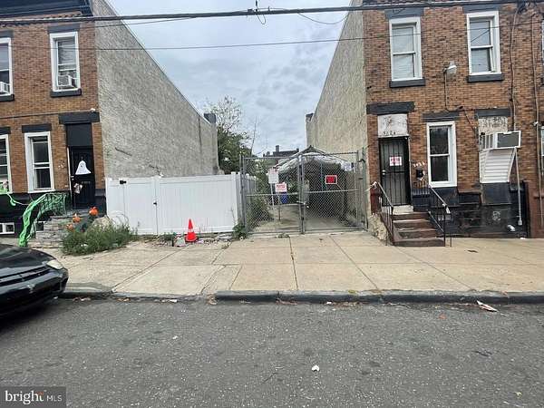 0.02 Acres of Land for Sale in Philadelphia, Pennsylvania