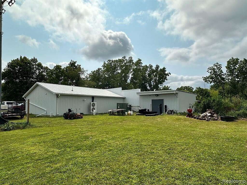 1.5 Acres of Improved Commercial Land for Sale in Tekonsha, Michigan
