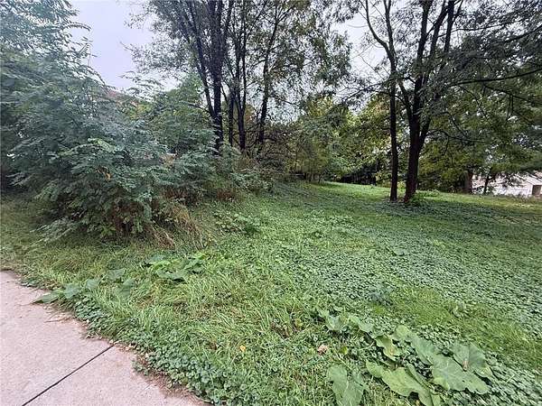 0.11 Acres of Land for Sale in South St. Paul, Minnesota