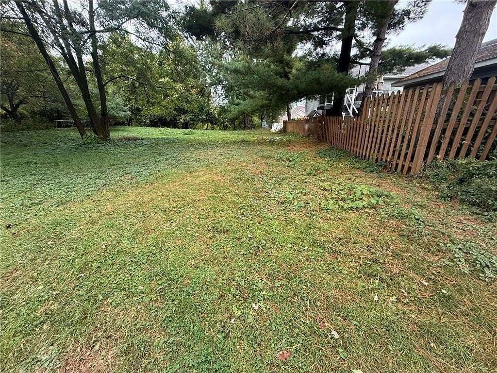 0.11 Acres of Land for Sale in South St. Paul, Minnesota