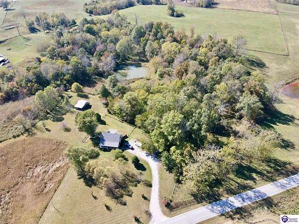 17.4 Acres of Land with Home for Sale in Canmer, Kentucky