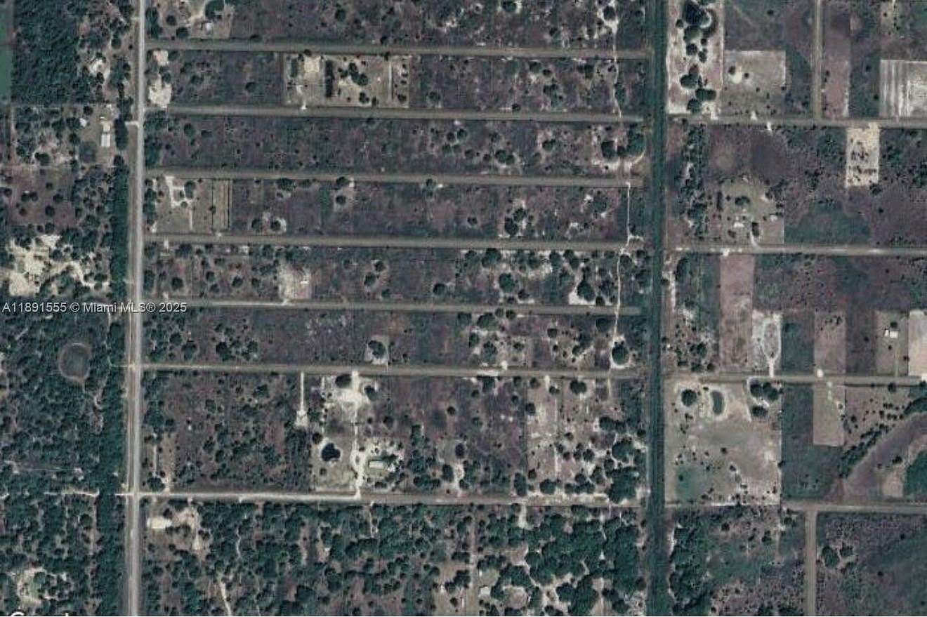 5 Acres of Land for Sale in Okeechobee, Florida