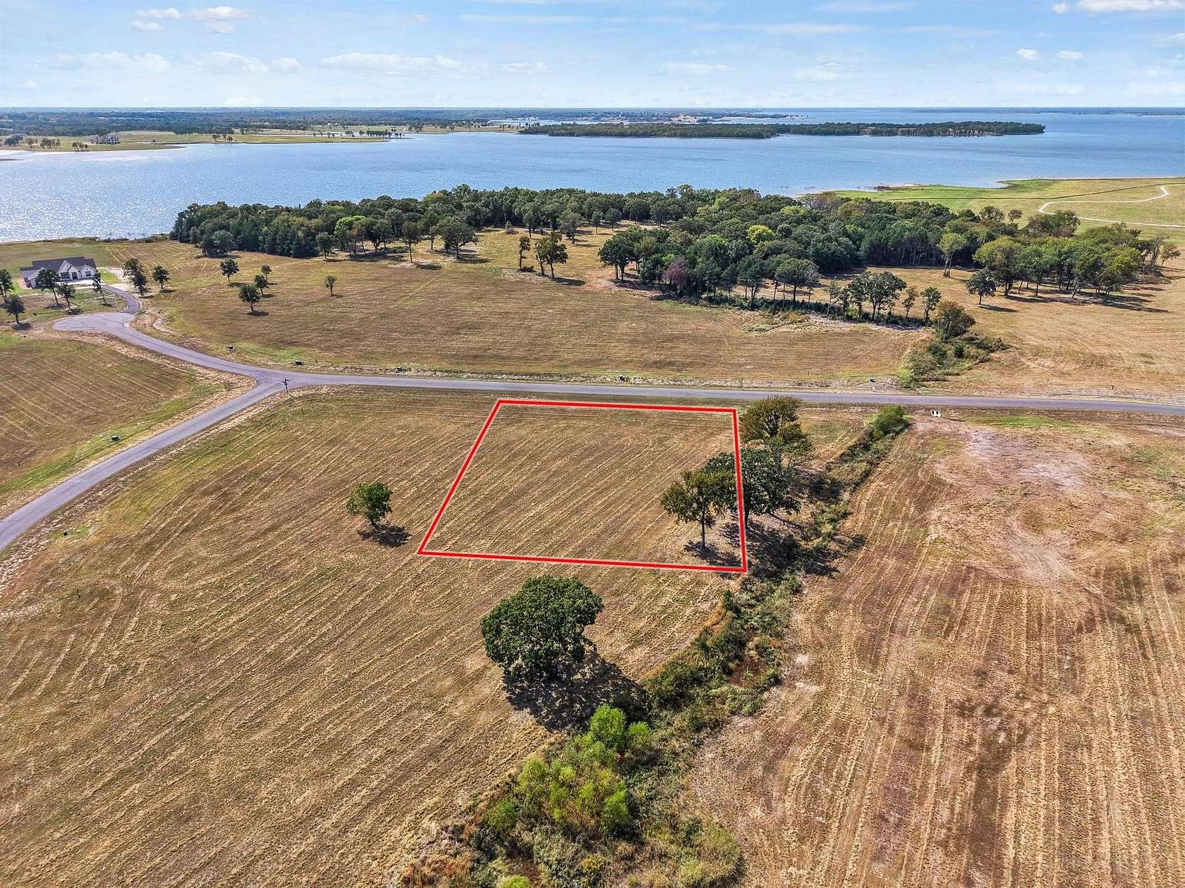 1 Acre of Residential Land for Sale in Honey Grove, Texas