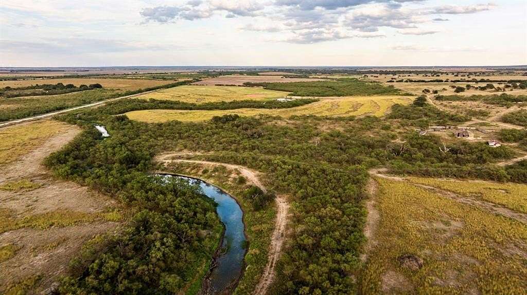1,388 Acres of Land with Home for Sale in Melvin, Texas
