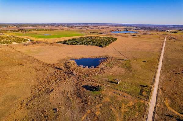 20 Acres of Land for Sale in Walnut Springs, Texas