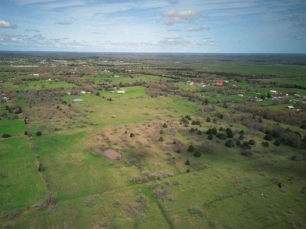 30.9 Acres of Land for Sale in Scurry, Texas
