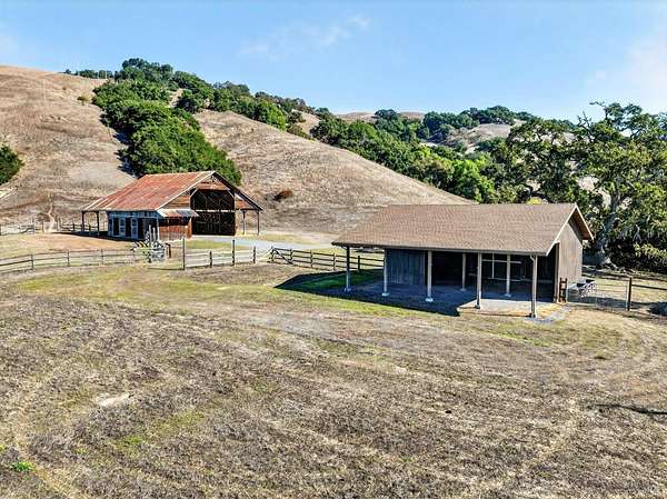 79.8 Acres of Agricultural & Residential Land for Sale in Santa Rosa, California