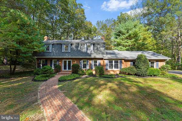 4.77 Acres of Residential Land with Home for Sale in Fairfax Station, Virginia