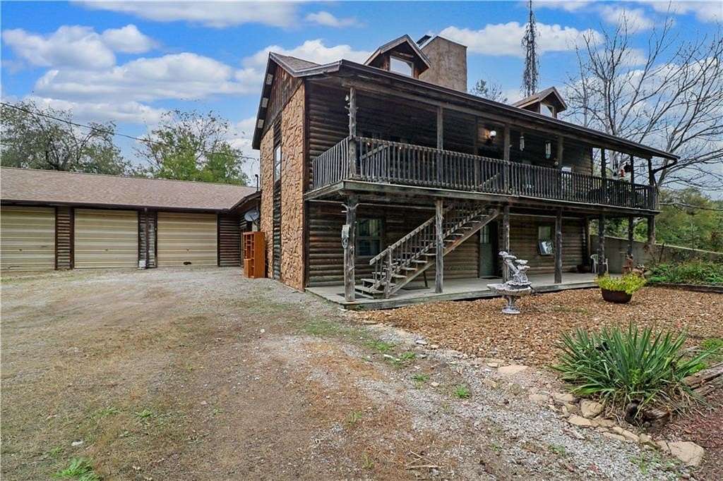 6 Acres of Residential Land with Home for Sale in Warrensburg, Missouri