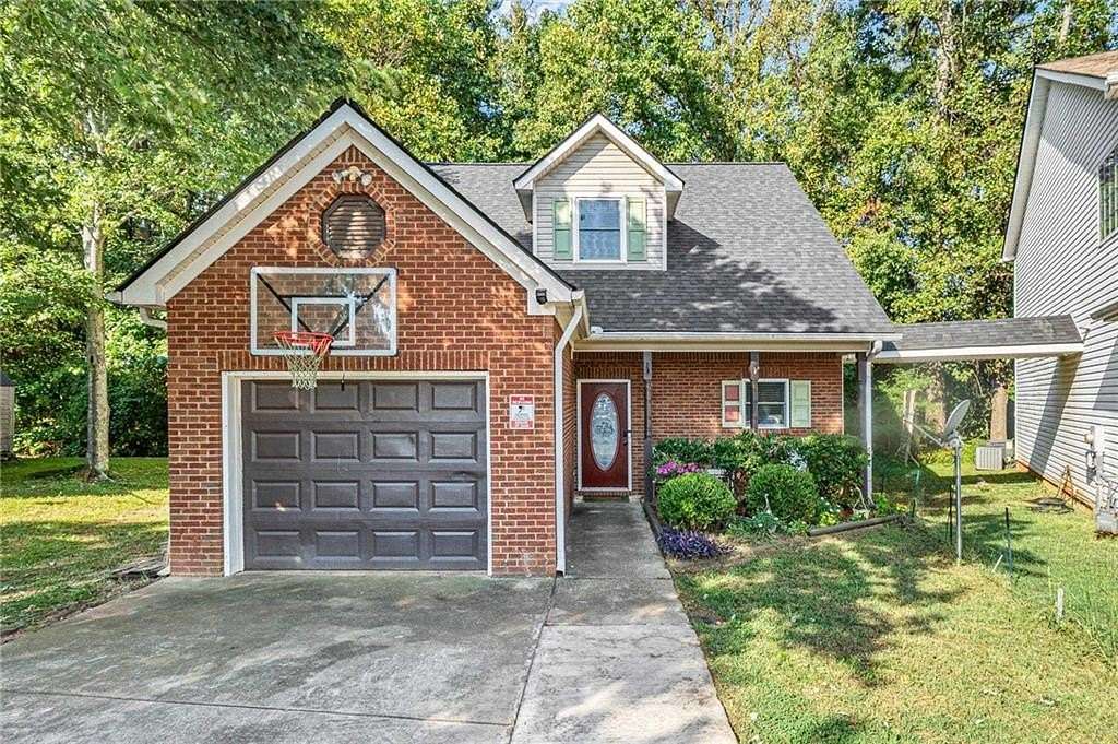 0.02 Acres of Residential Land with Home for Sale in Riverdale, Georgia