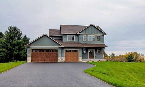 2 Acres of Residential Land with Home for Sale in North Branch, Minnesota