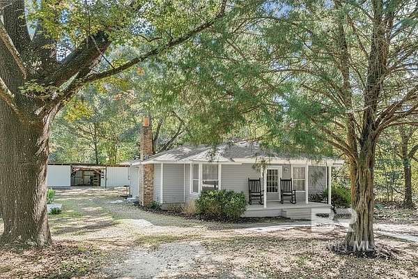 1.6 Acres of Residential Land with Home for Sale in Wilmer, Alabama