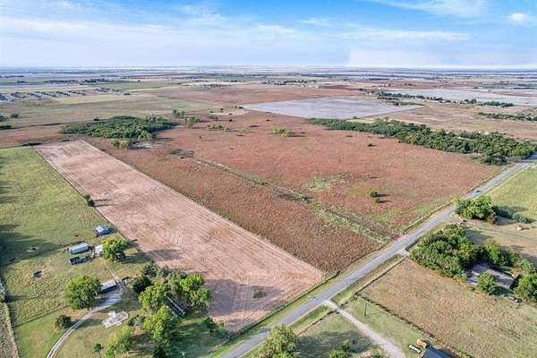 5 Acres of Residential Land for Sale in Blair, Oklahoma
