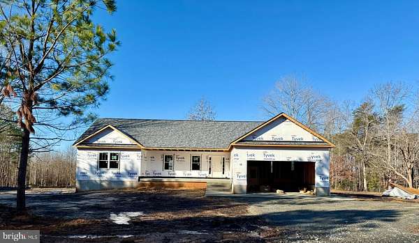 4 Acres of Residential Land with Home for Sale in Spotsylvania, Virginia