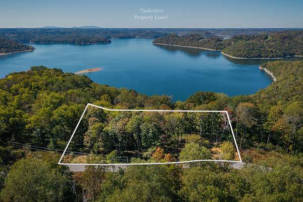 1 Acre of Residential Land for Sale in Silver Point, Tennessee