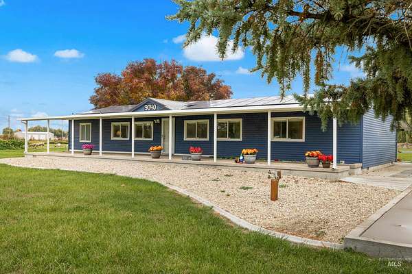 2.13 Acres of Residential Land with Home for Sale in Middleton, Idaho