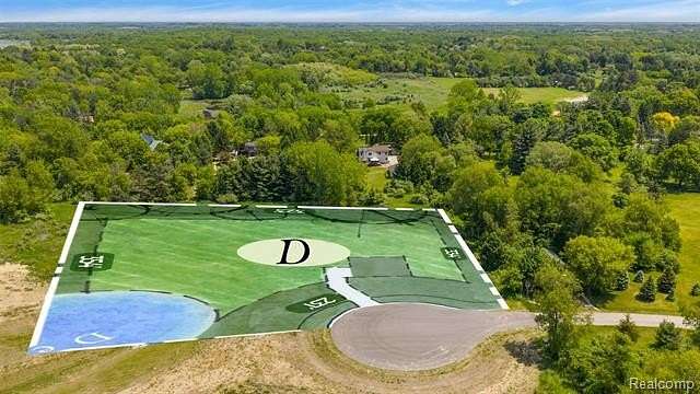 2.59 Acres of Residential Land for Sale in Oakland Charter Township, Michigan