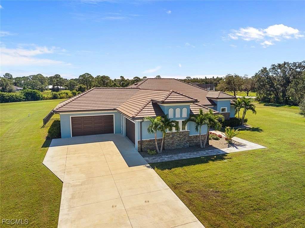 2.5 Acres of Residential Land with Home for Sale in Fort Myers, Florida