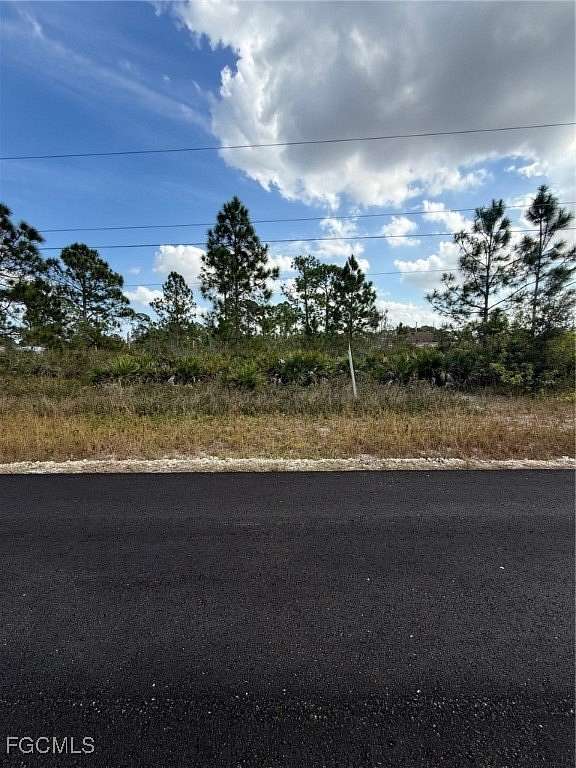 0.25 Acres of Residential Land for Sale in Lehigh Acres, Florida