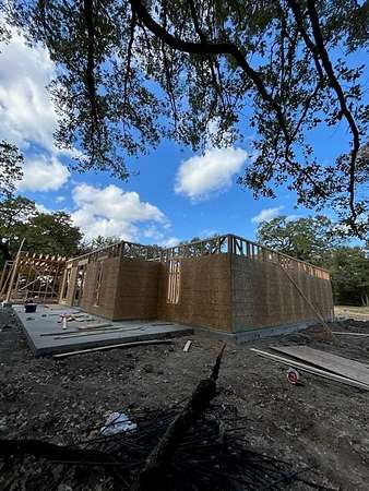 1.88 Acres of Residential Land with Home for Sale in Corsicana, Texas