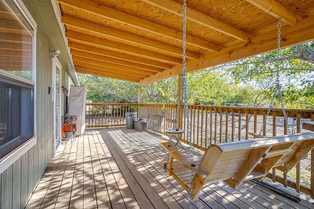 4 Acres of Residential Land with Home for Sale in Alvarado, Texas