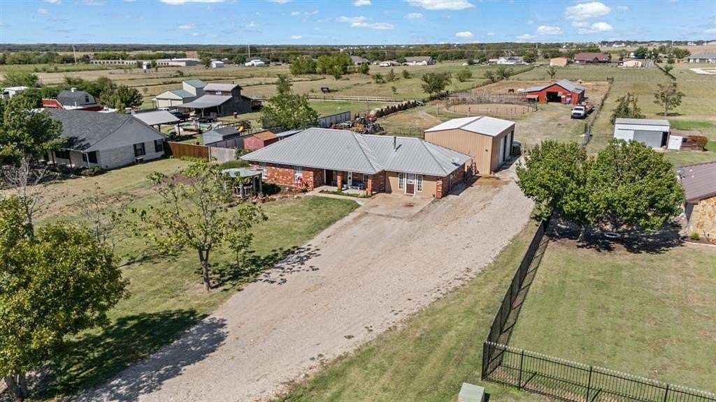 2 Acres of Residential Land with Home for Sale in Caddo Mills, Texas