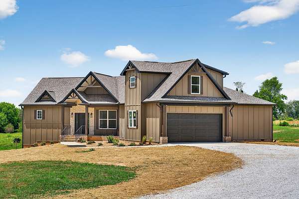 2.63 Acres of Residential Land with Home for Sale in Bethpage, Tennessee