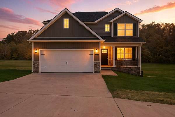 2.66 Acres of Residential Land with Home for Sale in Cunningham, Tennessee