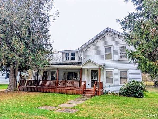 5.42 Acres of Residential Land with Home for Sale in Cincinnatus, New York