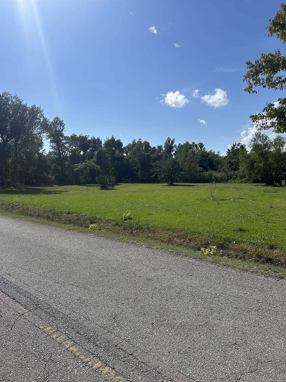 0.97 Acres of Residential Land for Sale in Dulac, Louisiana