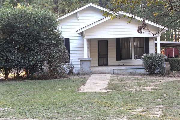 7.57 Acres of Residential Land with Home for Sale in Pine Bluff, Arkansas