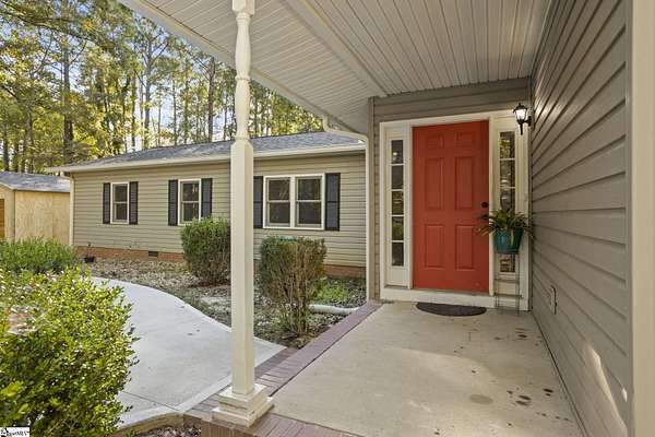 3.76 Acres of Residential Land with Home for Sale in Greenwood, South Carolina