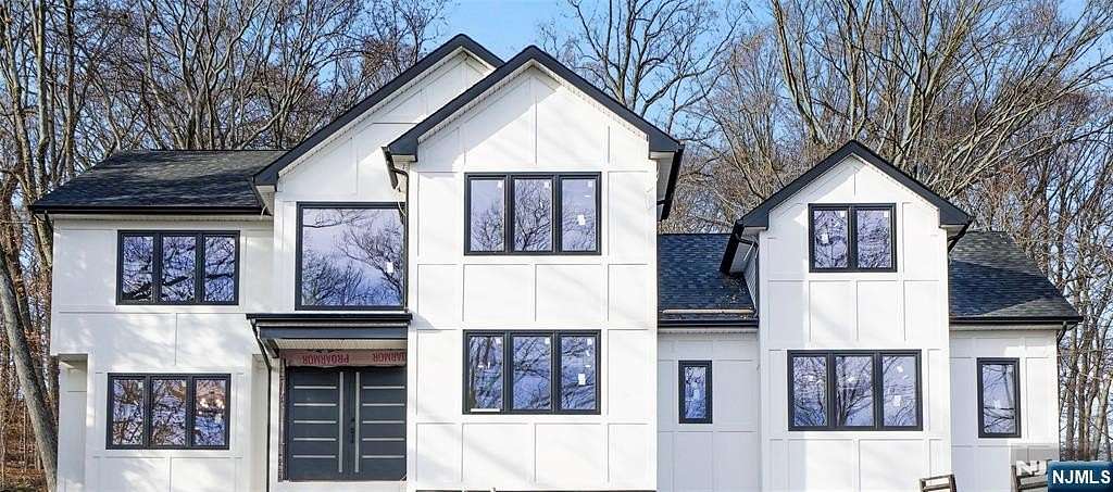 1.76 Acres of Residential Land with Home for Sale in Montville Township, New Jersey