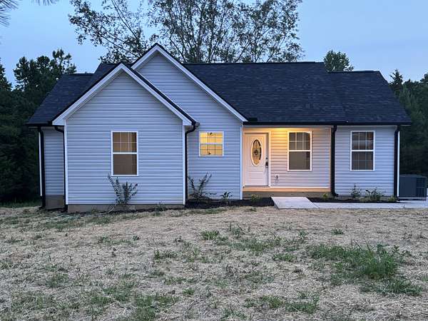 5 Acres of Residential Land with Home for Sale in Nunnelly, Tennessee